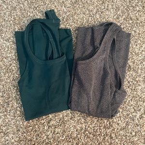 2 Lululemon Swiftly Tech Tanks
